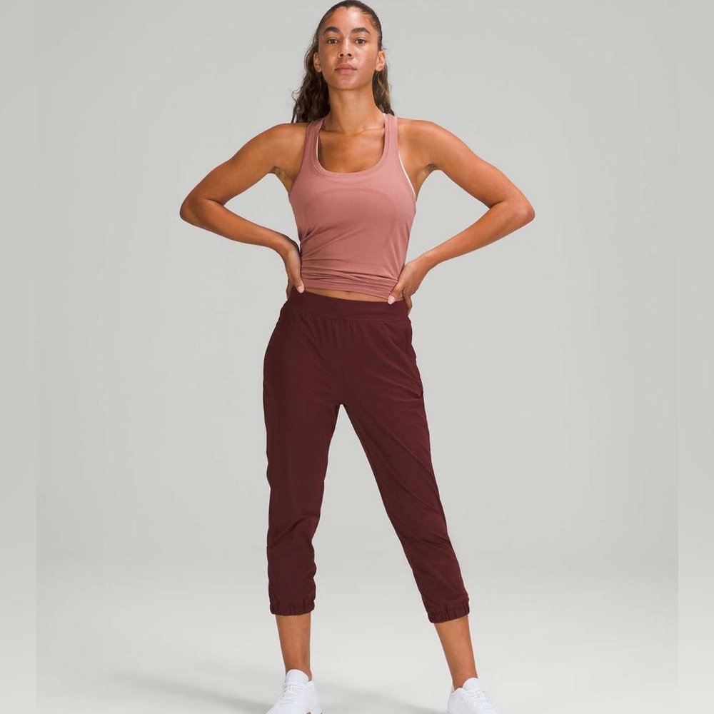 Lululemon Adapted State High-rise Jogger Crop